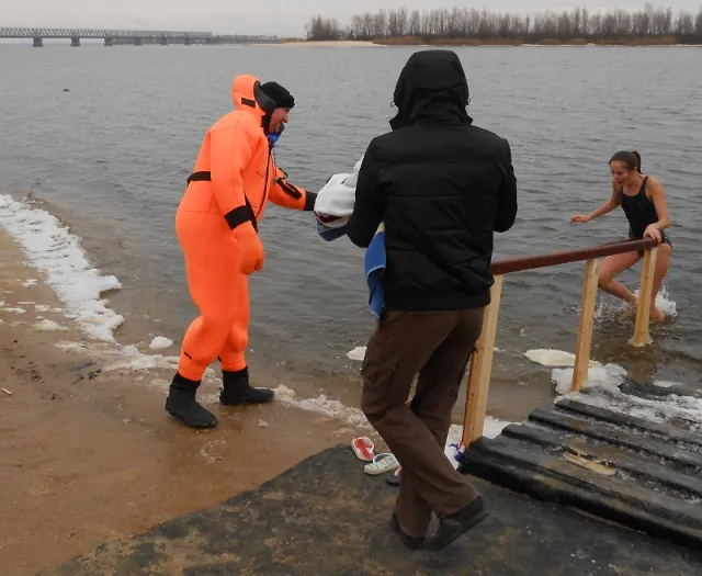 Водохреще у Черкасах минуло без надзвичайних ситуацій — фото 4
