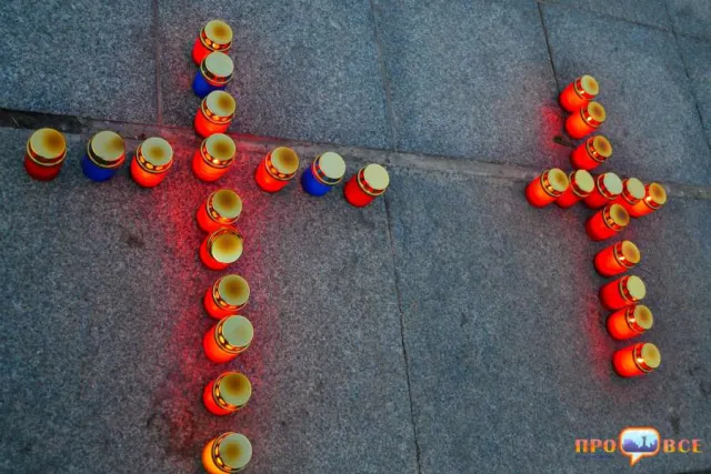У Черкасах вшанували пам’ять Небесної Сотні (Фоторепортаж) + (Відео) — фото 2
