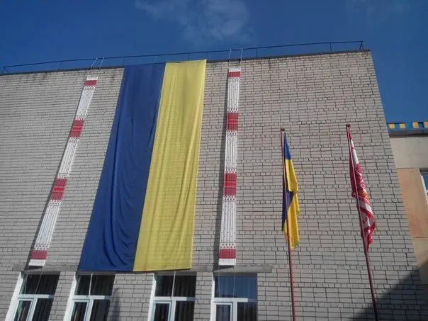 У Черкасах заклади міста у патріотичному дусі організували свято першого навчального року (Фото) — фото 2