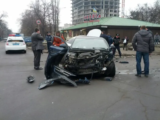 Працівниця прокуратури Черкаського району влаштувала жахливу ДТП (фото) — фото 2