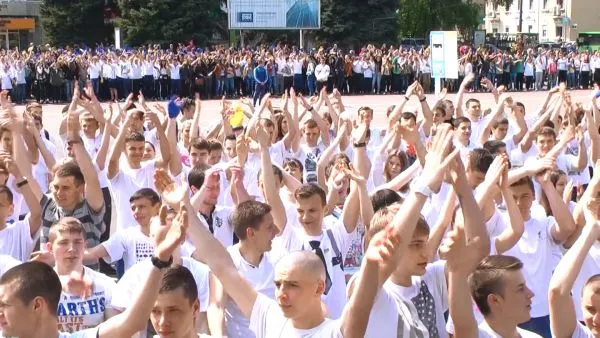 Черкащани встановили рекорд із віджимання — фото 1