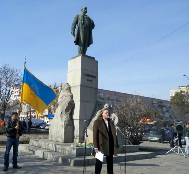 Дни памяти Т.Г. Шевченко – чествуем цветами Кобзаря — фото 1